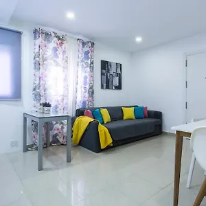 https://centrico-playa-caleta-3-dormitorios.hotelsincadiz.net